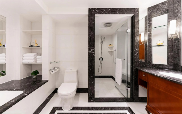 Kowloon Shangri-La, Hong Kong