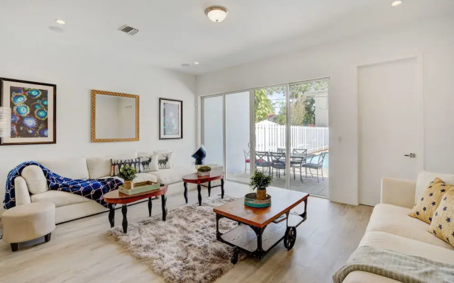 4BR Pool Townhome Duplex by Jos17