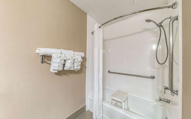 Quality Inn West Plano - Dallas