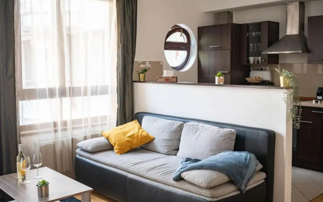 Soho Budapest 304, 4 ppl, AC, FAST WIFI, Smart TV