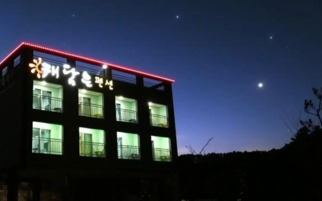 Ulsan Ganjeolgot Haedameun Pension