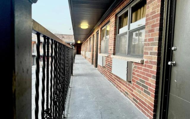 Admiral Motel By Oyo Chicago I-94