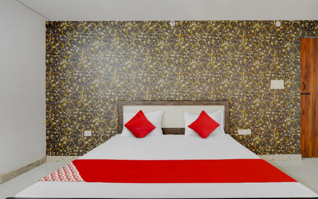 OYO Flagship 80499 New Bhandan Lawn