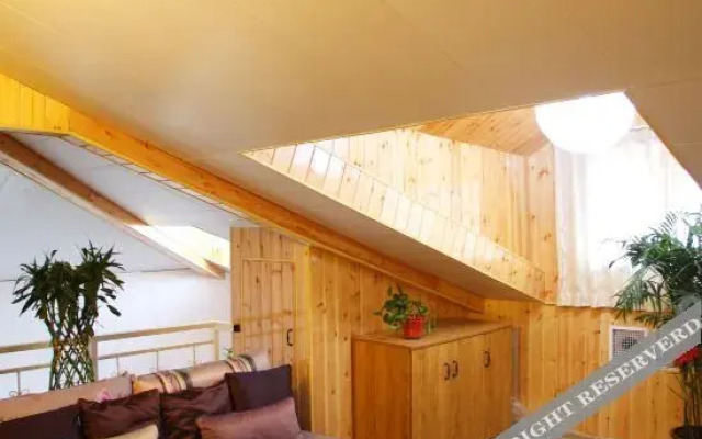 The Bund 18 (Xi'an Xianyang International Airport)