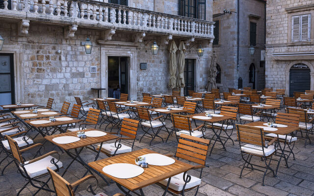 The Pucic Palace