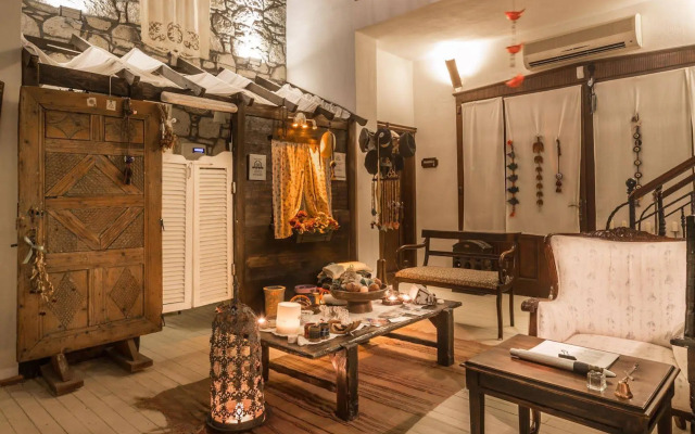 Sardunaki Konak Hotel