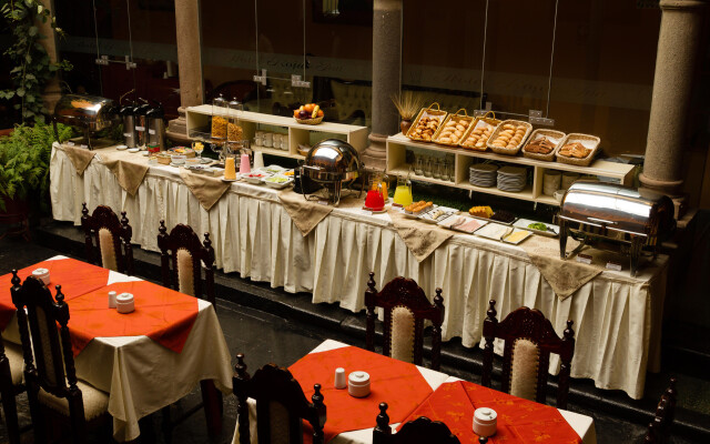 Hotel Rojas Inn