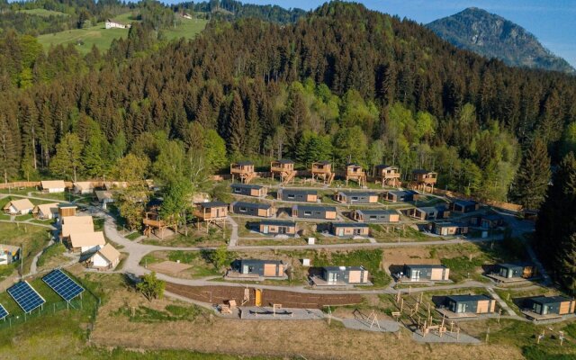 Beautiful Tree House in the Gailtal Valley