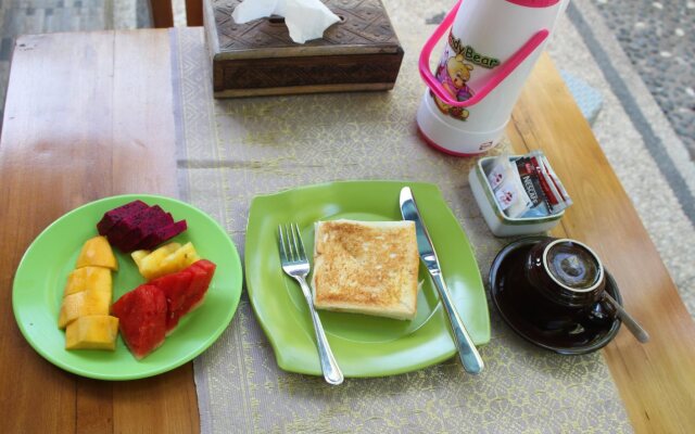 Green Palm Homestay