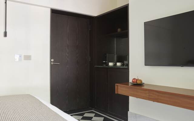 Hotel Dama