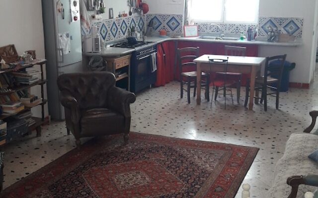 Vucciria Hostel