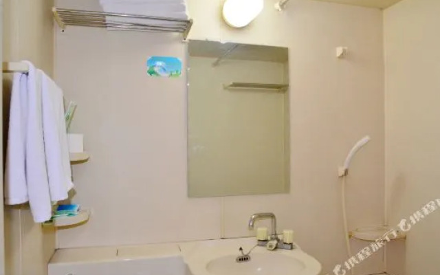 Jiuxing Hotel (Tai'an Bus Station Taishan Railway Station Branch)