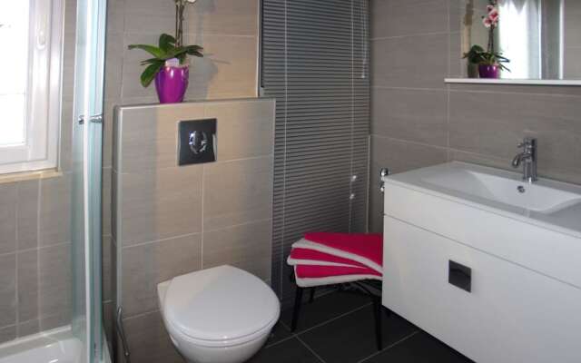 Apartments Lux