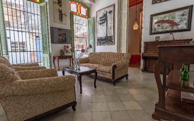 Casa Vieja
