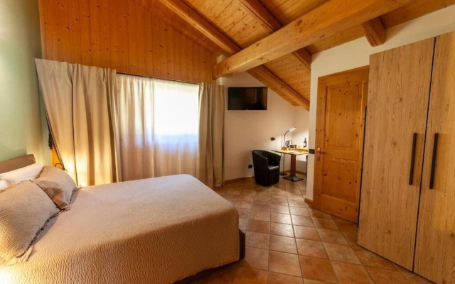 Chalet Chapeau R. a R.