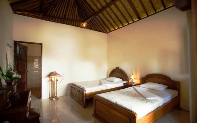 Segara Bukit Seaside Cottages