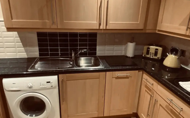 Beautiful 1-bed Apartment in Scarborough