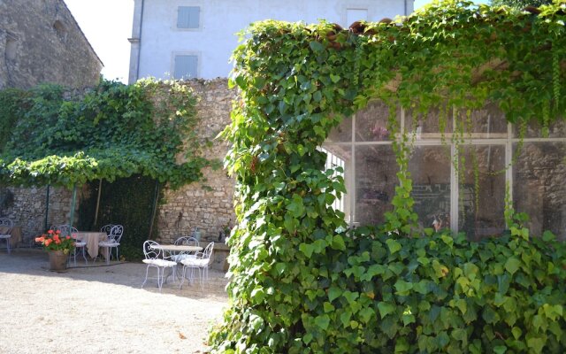 Grand Mas Pernes les Fontaine