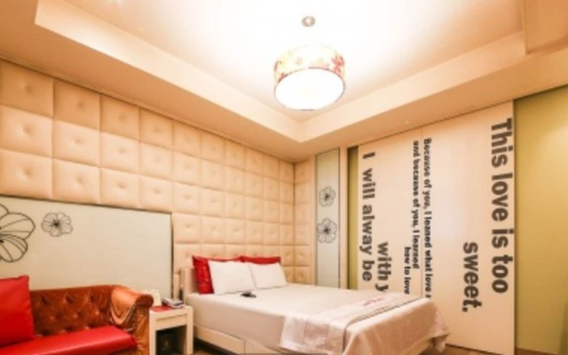 Shine Motel