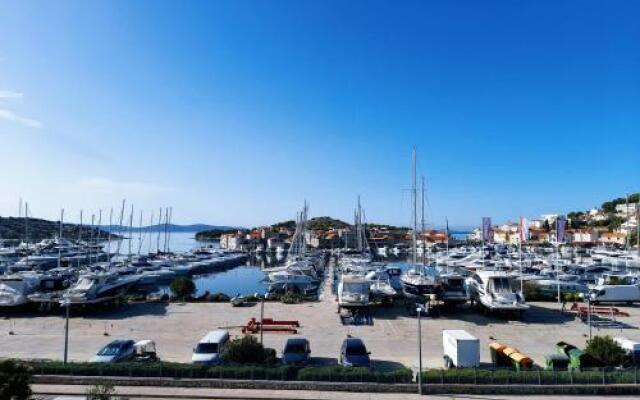 Apartments Tiho&marija