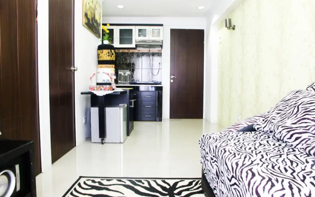 Town View 2BR Apartment @ Mutiara Bekasi