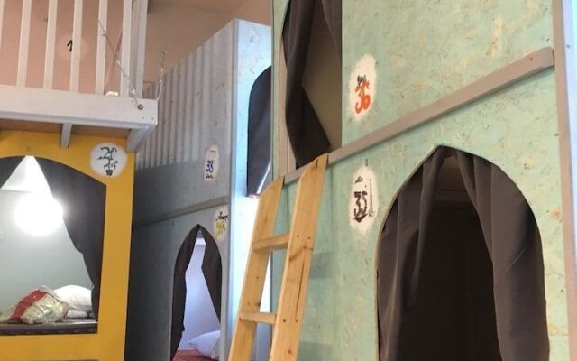 Eco Akko - Hostel