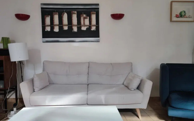 Alexandra Apartments