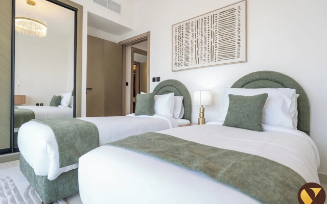 Binghatti Creek Harbour View Big Balcony