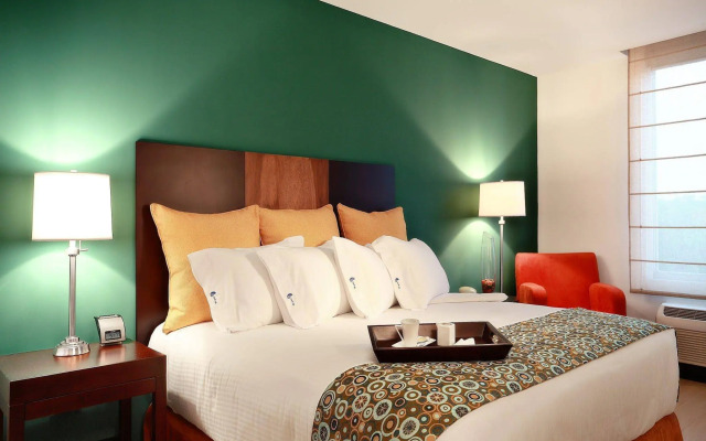 Holiday Inn Express San Jose Forum by IHG