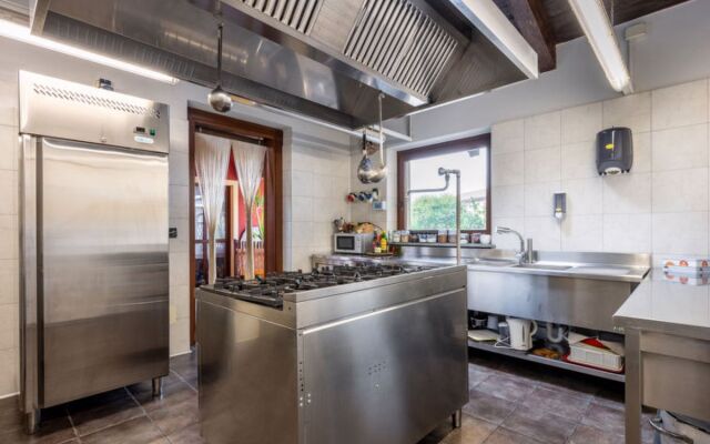 La Grotta di Cech (NAZ105)