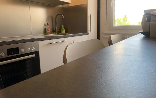 Top Appartement - Parking proche Tramway