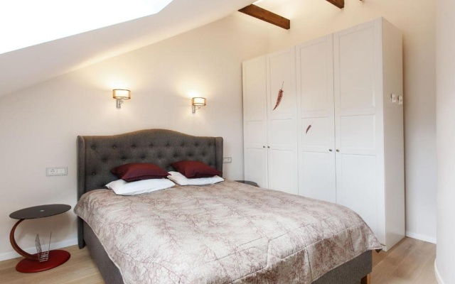 3bdr Modern and Stylish Apartment - Heart of Old Town by Houseys — фото 3