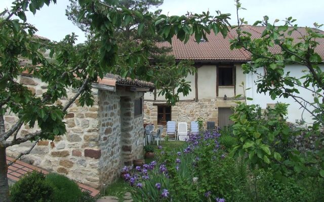 House With 4 Bedrooms in Aguilar de Campoo, With Wonderful Mountain Vi