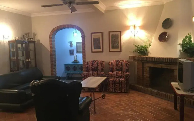 Chalet Ctra. Utrera-los Palacios