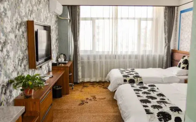 Heide Business Hotel, Ongniut Banner