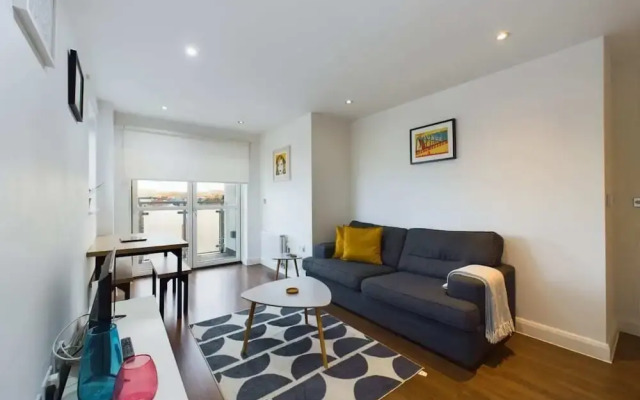 The Peckham Place - 1bdr Apartment With Balcony