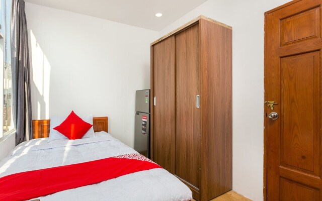 OYO 143 The K9 Central Hotel