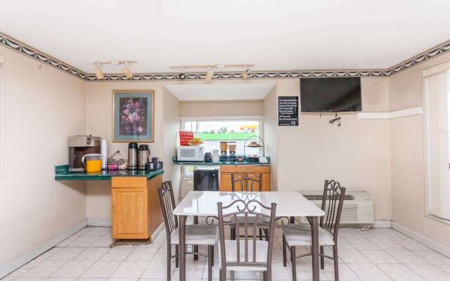 Knights Inn Hurricane Mills