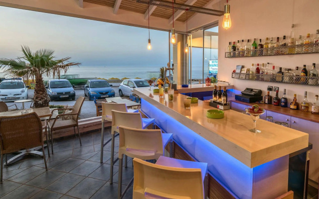 Pearl SeaBreeze Suites