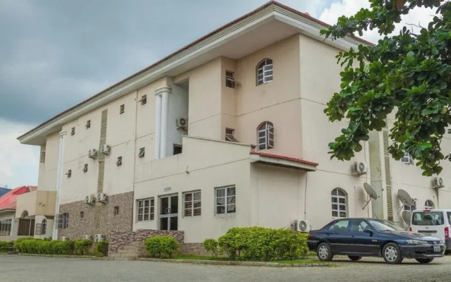 The Grill House & Suites Asokoro Abuja