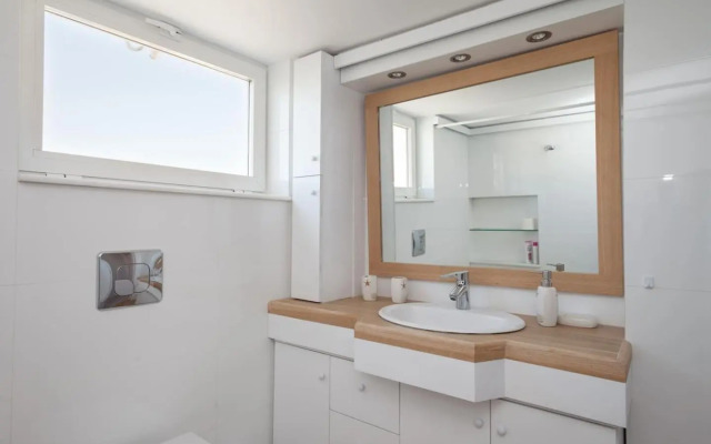 Elegant Athenian Apartment