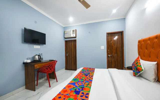 Fabhotel Wonderland Studio Rooms