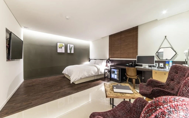 Suwon Saint Hotel
