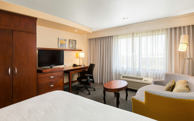 Courtyard by Marriott Ontario Rancho Cucamonga