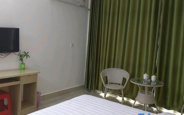 Yelin Nanwan Travel Rental Accommodation (Lingshui People's Hospital Branch)