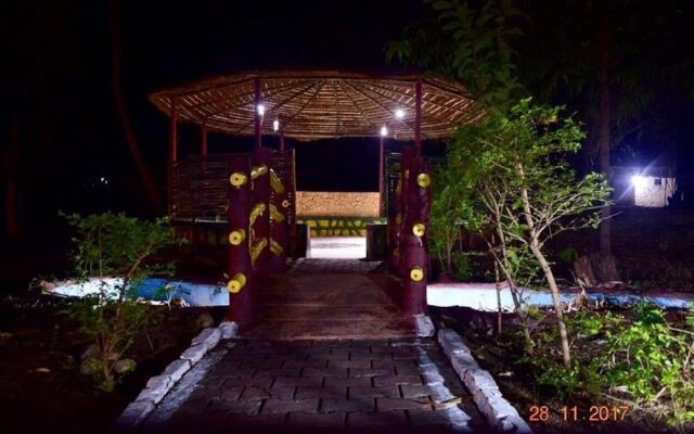 Treebo Premium Mowgli's Den, Pench