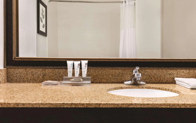 Country Inn & Suites by Radisson, Georgetown, KY