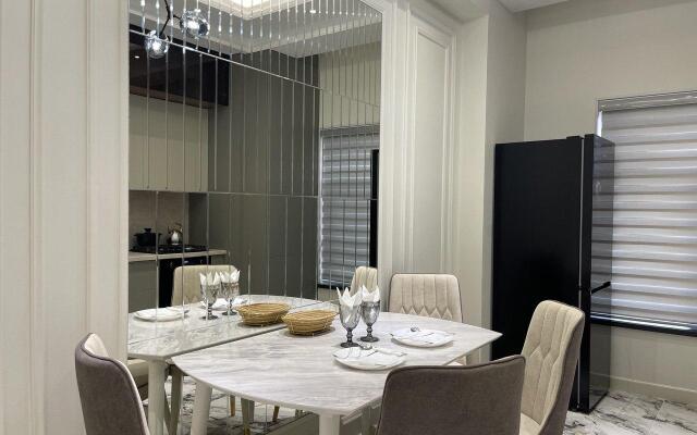 Apartments on Sadyk Asimov street 45G