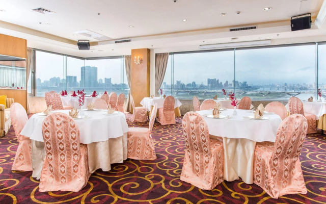 Hotel Riverview Taipei