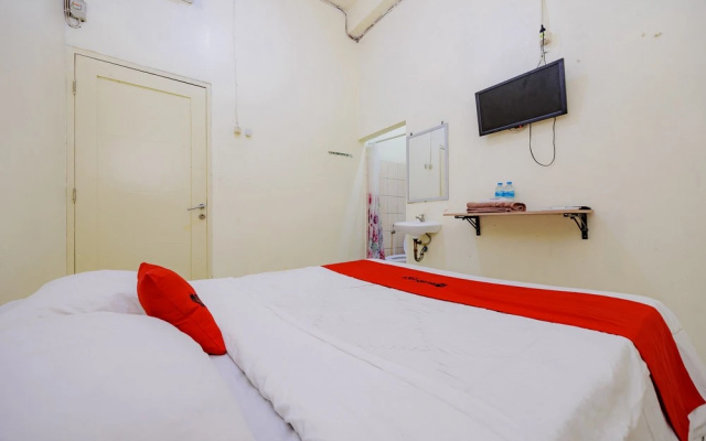 RedDoorz Near Soekarno Hatta Airport 3 – Guest Rooms – Jakarta